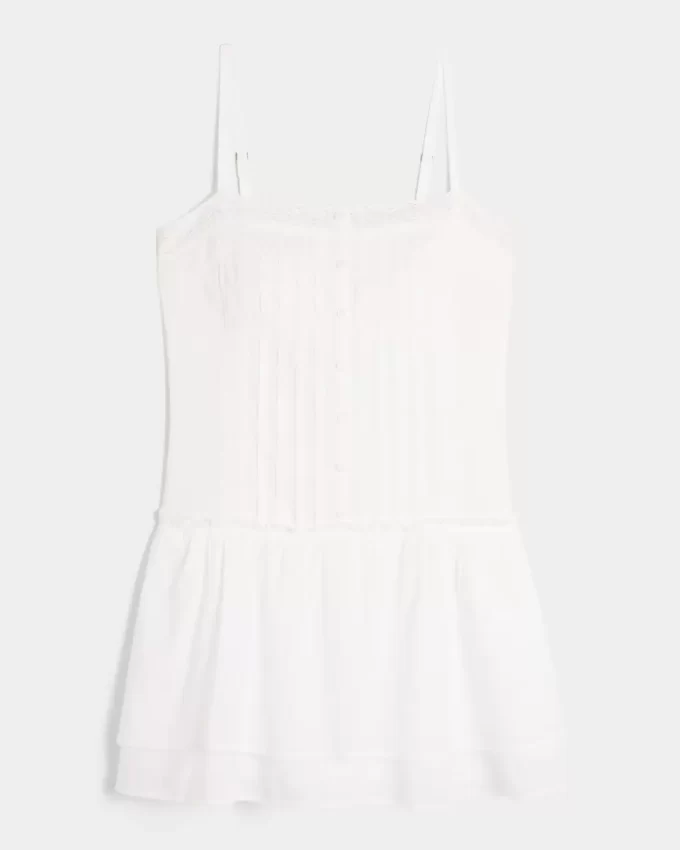 Mini sukienka z koronkowym wykończeniem