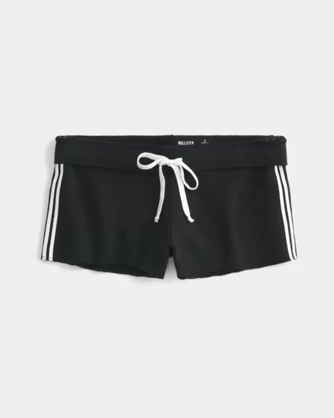 Mini szorty z polaru z bocznymi paskami