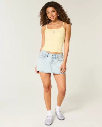 Prążkowana koszulka z kwiatowym nadrukiem