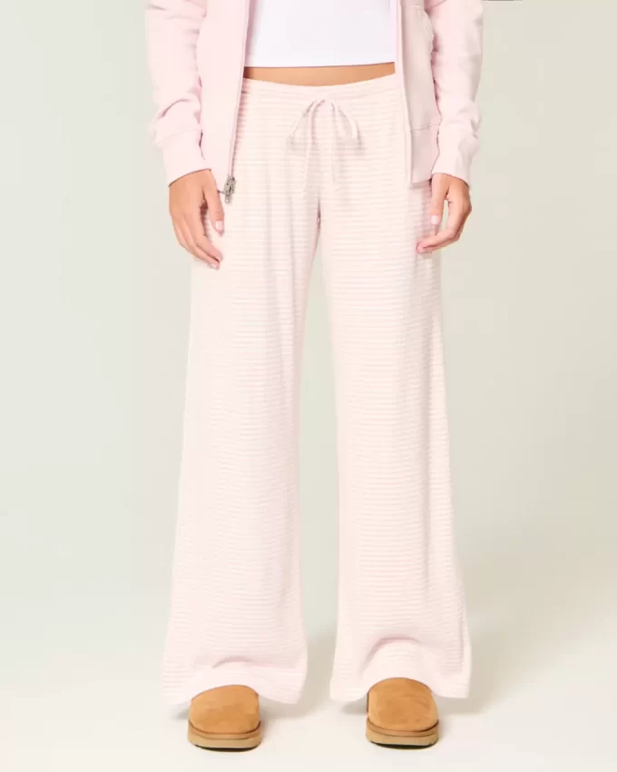 Przytulne, prążkowane spodnie z szerokimi nogawkami Przytulne, prążkowane spodnie z szerokimi nogawkami