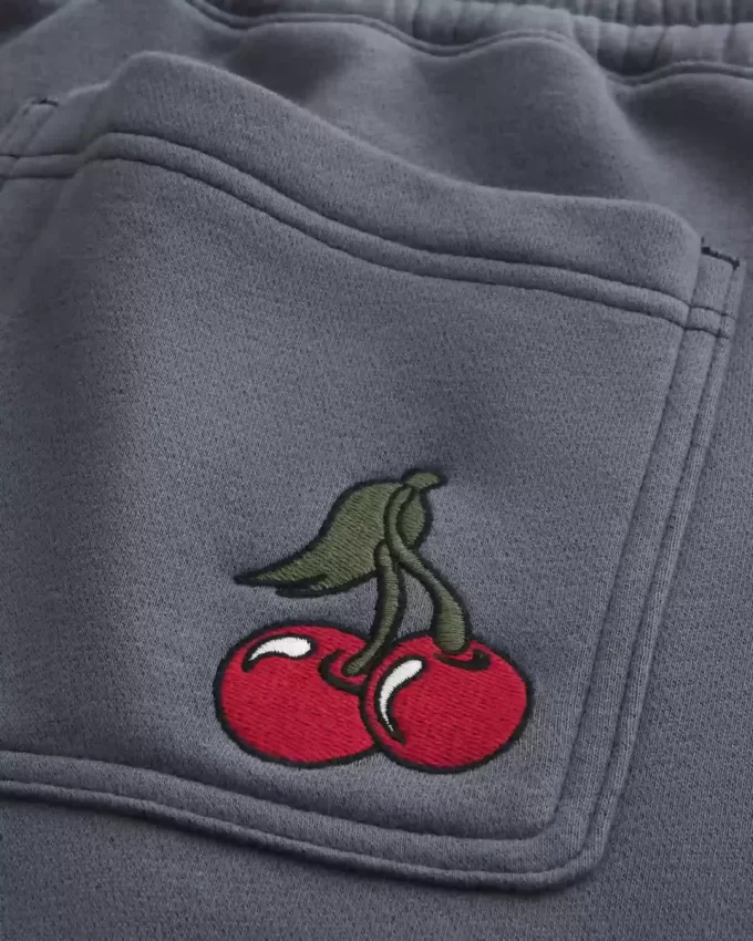 Spodnie dresowe Baggy Cinch Cherry Graphic Spodnie dresowe Baggy Cinch Cherry Graphic