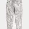 Spodnie dresowe Hollister Feel Good Camo Fleece Spodnie dresowe Hollister Feel Good Camo Fleece