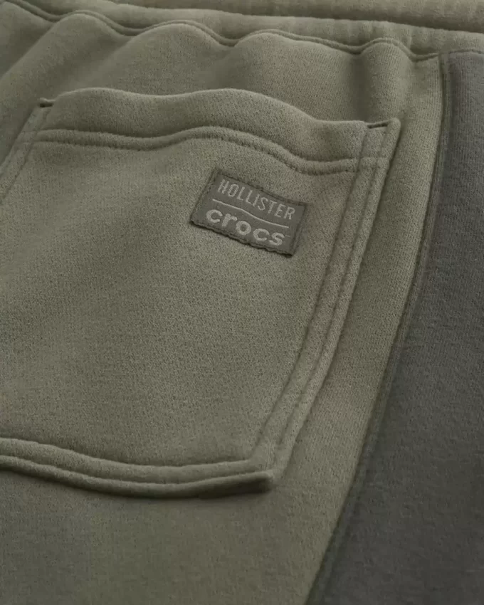 Spodnie dresowe Hollister x Crocs Super Baggy Spodnie dresowe Hollister x Crocs Super Baggy