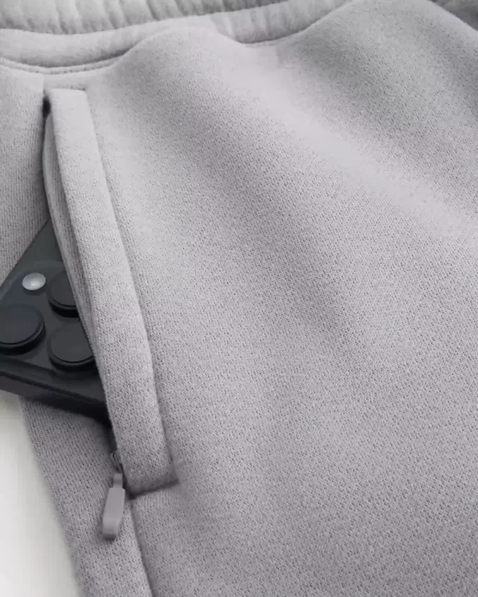 Spodnie dresowe Super Baggy Los Angeles z grafiką na tylnej kieszeni Spodnie dresowe Super Baggy Los Angeles z grafiką na tylnej kieszeni