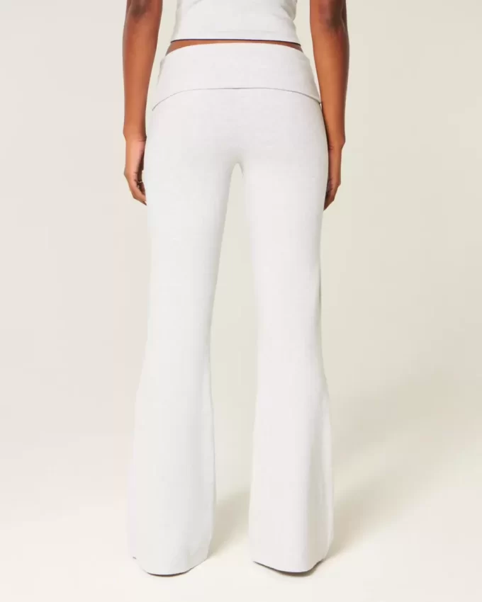 Spodnie dzwony z grafiką z numerem