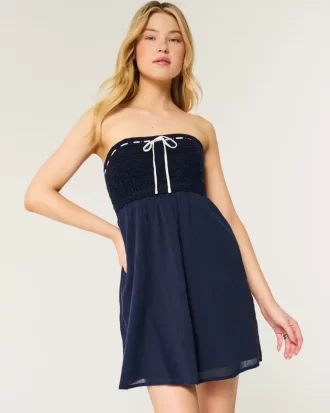 Sukienka mini bez ramiączek w stylu szydełkowym