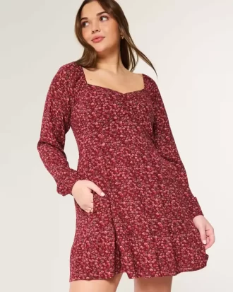 Sukienka mini z długim rękawem i dekoltem typu cinch