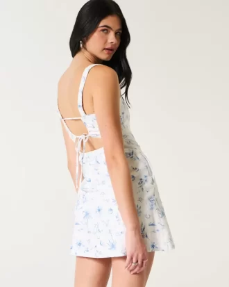 Sukienka mini z mieszanki lnu o strukturalnym kroju