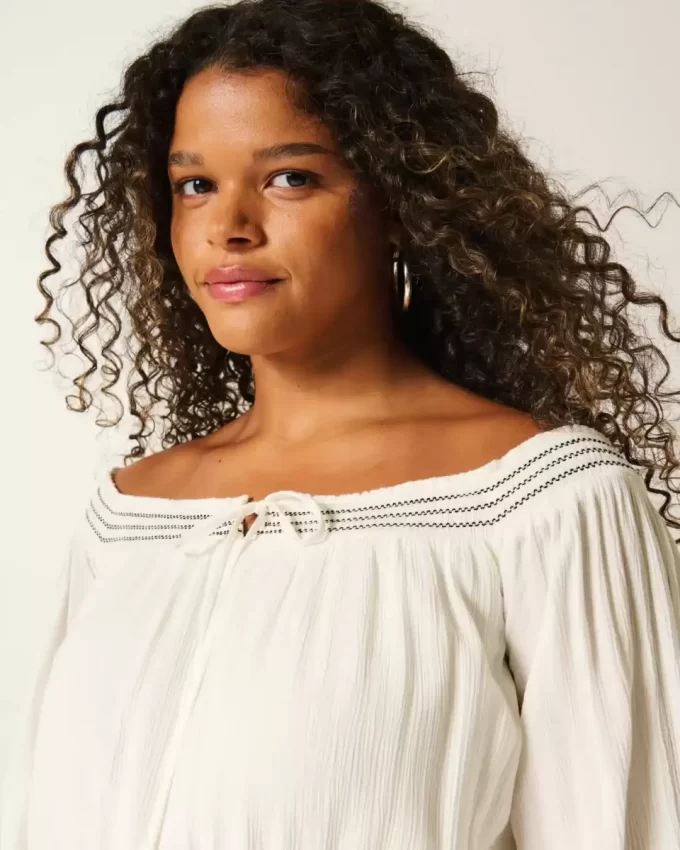 Sukienka tkana z odkrytymi ramionami Sukienka tkana z odkrytymi ramionami