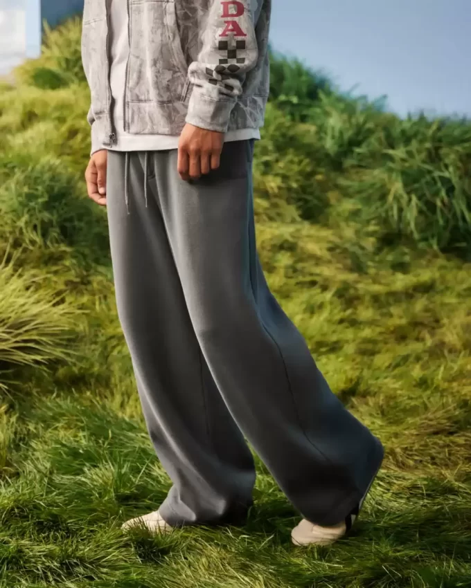 Super luźne spodnie dresowe Super luźne spodnie dresowe