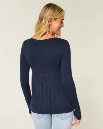 Sweter typu babydoll z długim rękawem i kwadratowym dekoltem