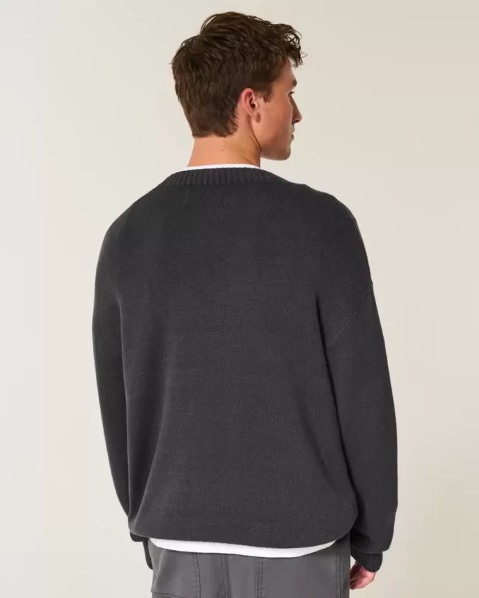 Sweter z okrągłym dekoltem i grafiką Sweter z okrągłym dekoltem i grafiką