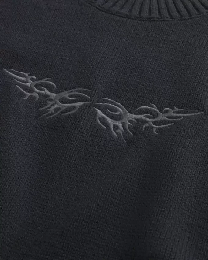 Sweter z okrągłym dekoltem i grafiką Sweter z okrągłym dekoltem i grafiką