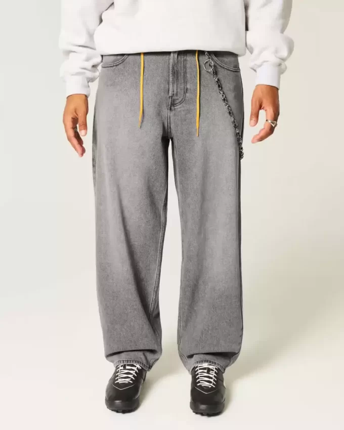 Szare, luźne jeansy typu skater