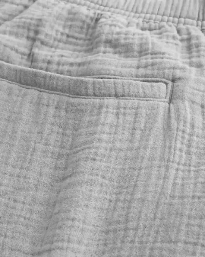 Szorty bawełniane z marszczeniami za kolano