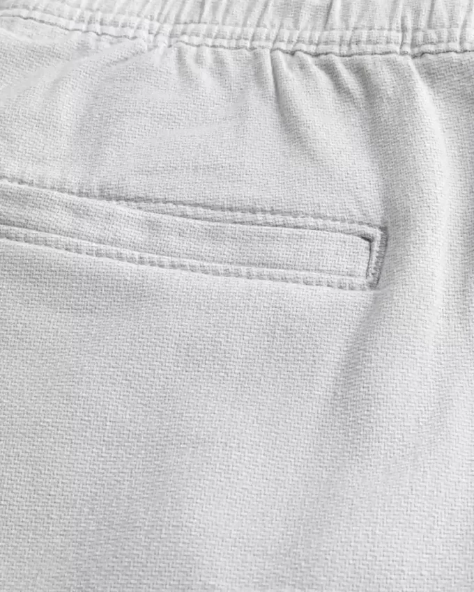 Szorty z mieszanki lnu za kolano