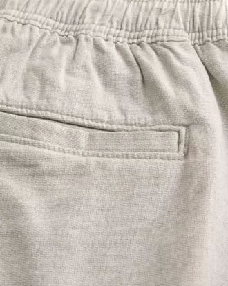 Szorty z mieszanki lnu za kolano