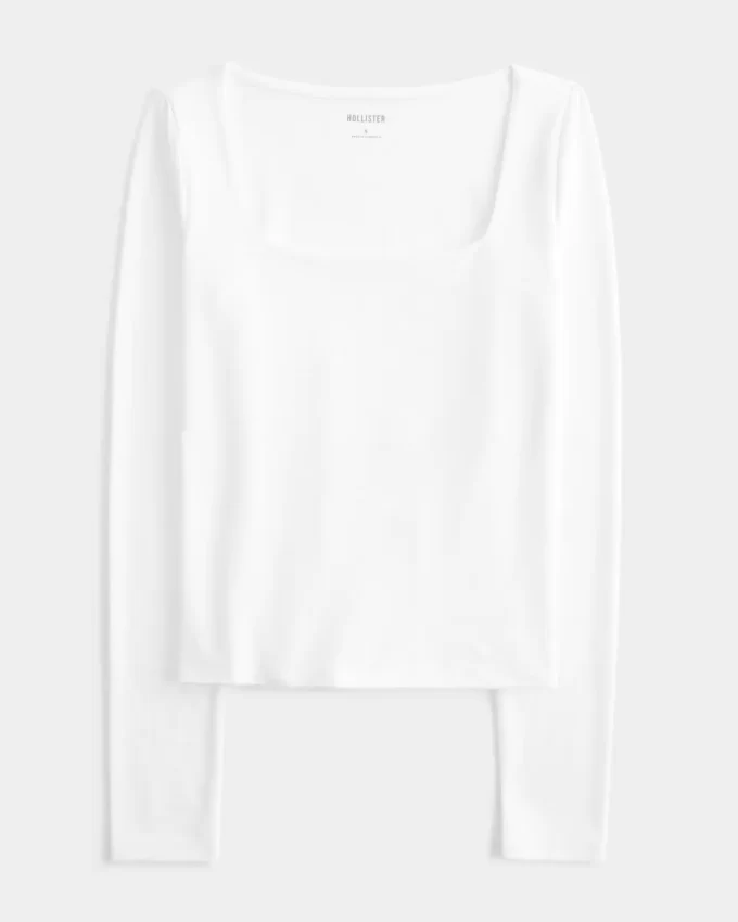 Top z kwadratowym dekoltem, wykonany z miękkiej, elastycznej tkaniny bezszwowej