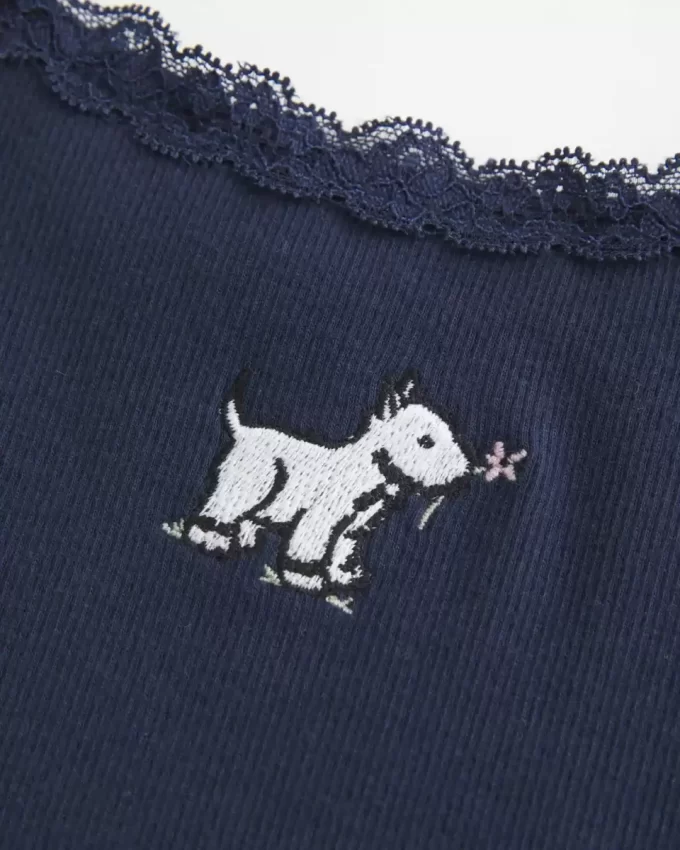 Top z nadrukiem psa z koronkową lamówką Top z nadrukiem psa z koronkową lamówką