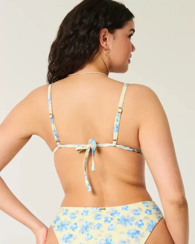 Trójkątny top bikini z falbanką