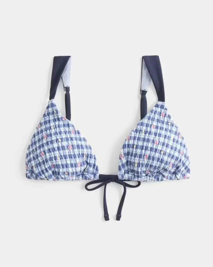 Trójkątny top bikini z marszczeniami na ramionach Trójkątny top bikini z marszczeniami na ramionach